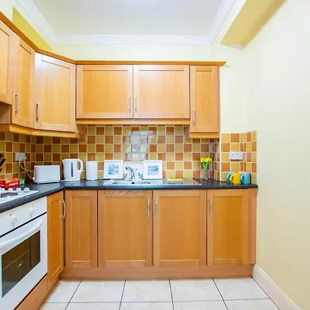 2 Bed Apartment, Sleeps 6 Galway